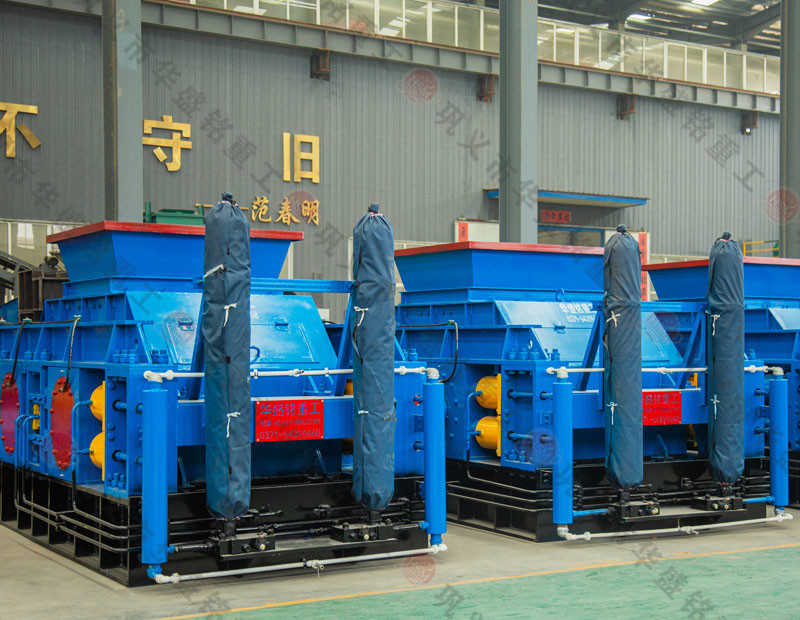 時產100噸的對輥機 時產100噸的對輥機