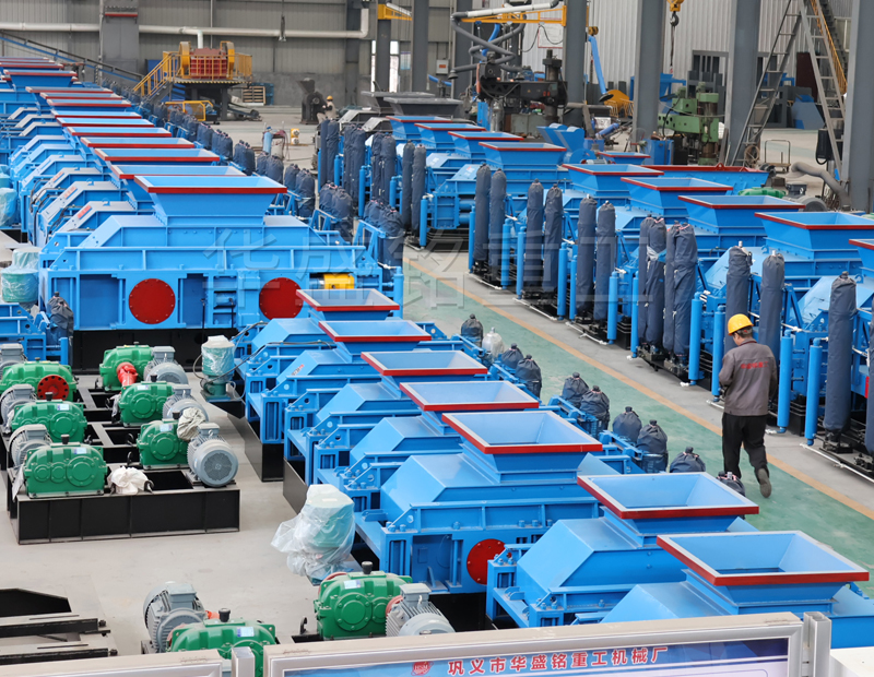 時產(chǎn)200噸對輥制砂機 時產(chǎn)200噸對輥制砂機